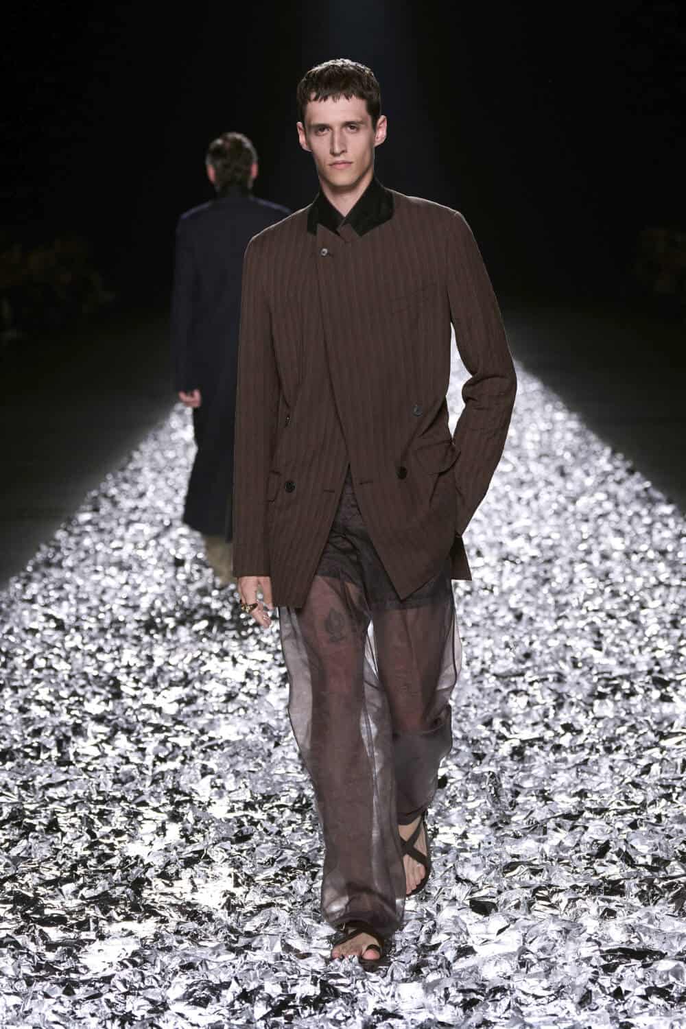 Dries Van Noten: Menswear SS25 - 10 Magazine